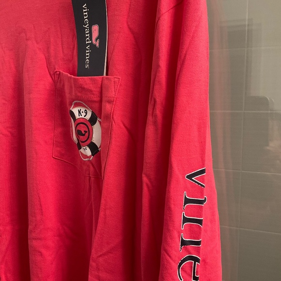 *Brand New* Vineyard Vines K-9 Rescue Pup Top - Picture 2 of 4